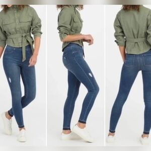 Spanx distressed skinny pull on pants jeans size large
